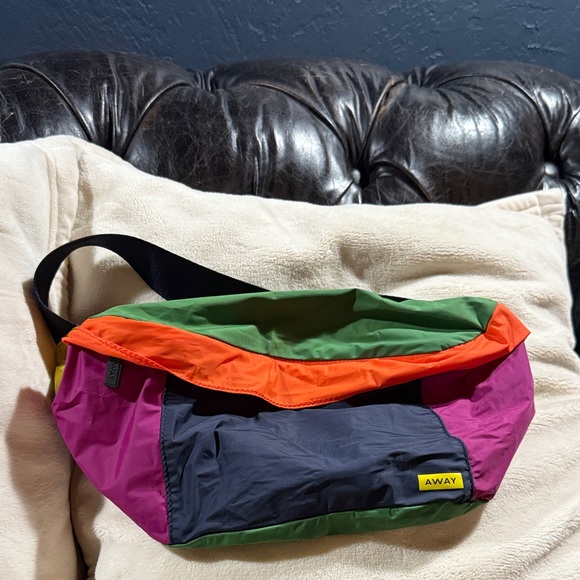Away Accessories - Away Colorful belt bag